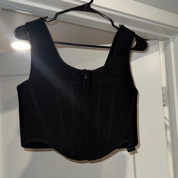 Black Sleeveless Crop top corset - Picture 1 of 3